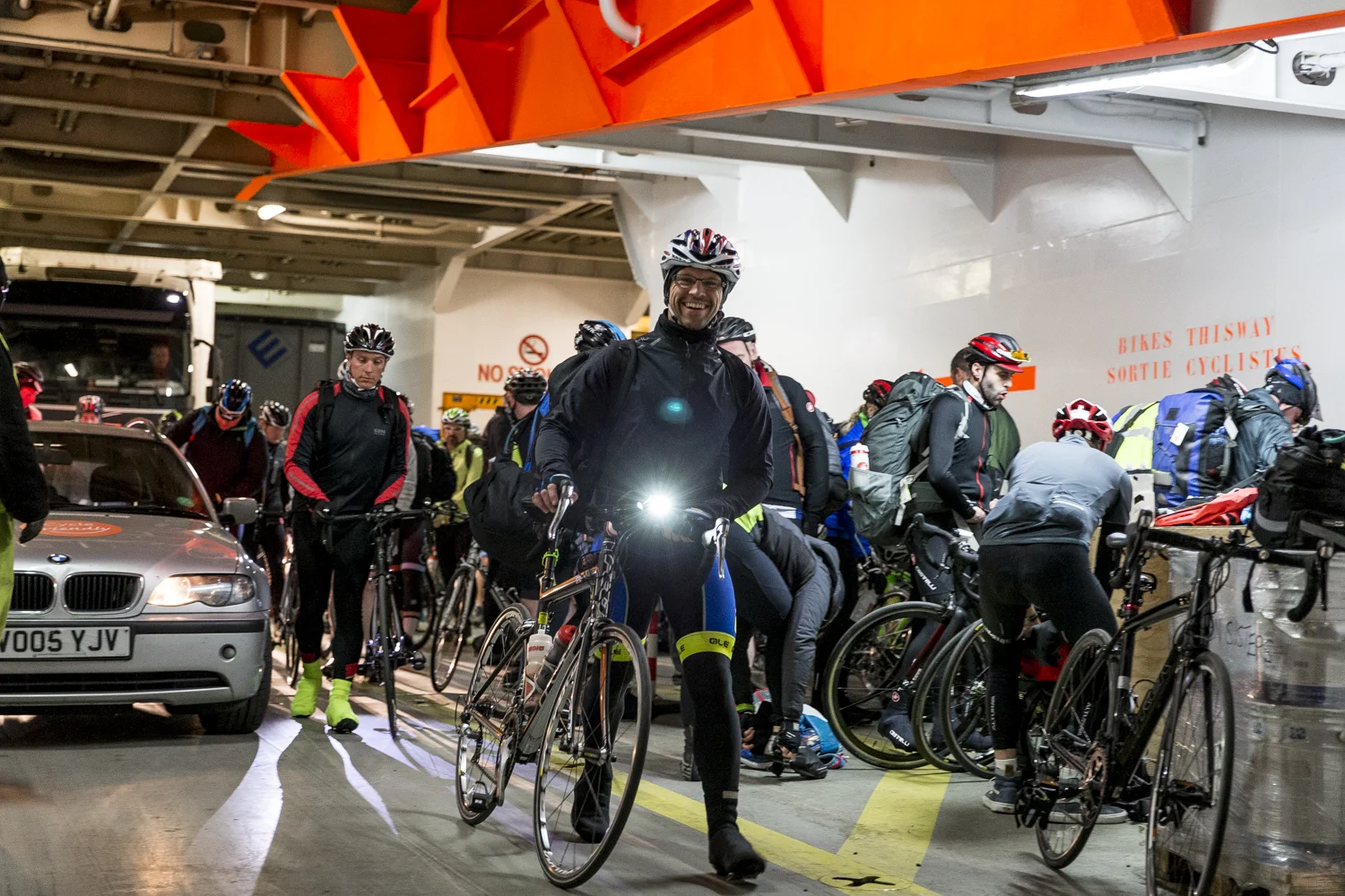 London 2 Paris 24hr cycle sportive.
Photo credit : Chris Winter