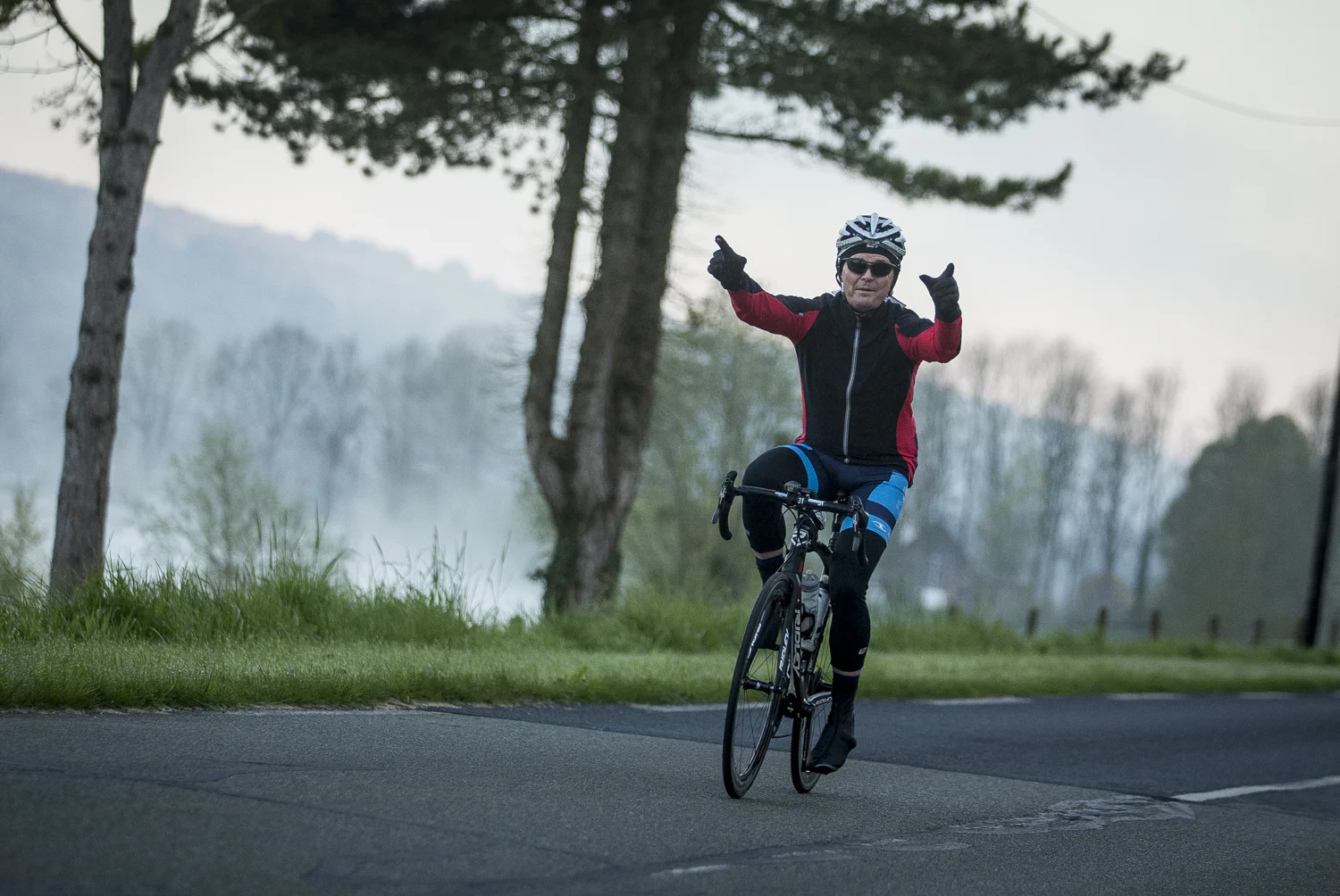 London 2 Paris 24hr cycle sportive.
Photo credit : Chris Winter