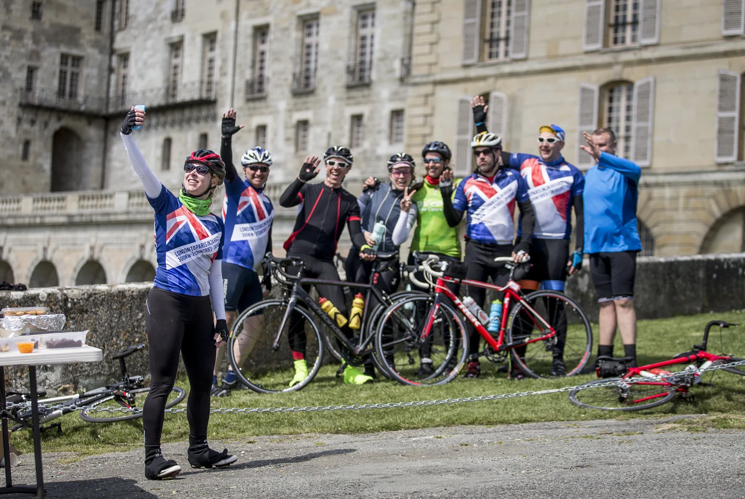 London 2 Paris 24hr cycle sportive.
Photo credit : Chris Winter