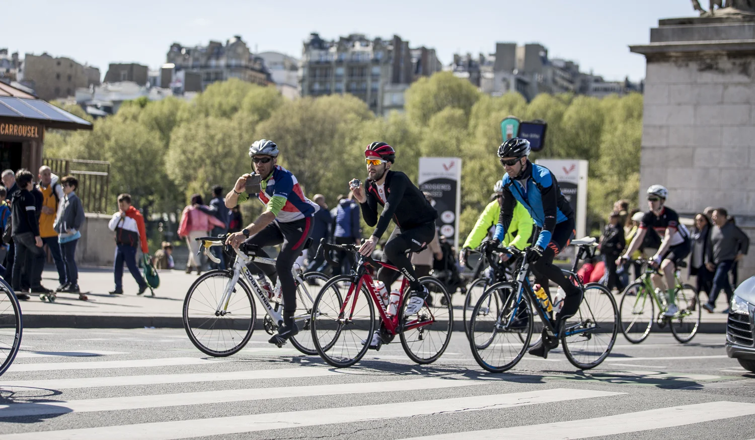 London 2 Paris 24hr cycle sportive.
Photo credit : Chris Winter