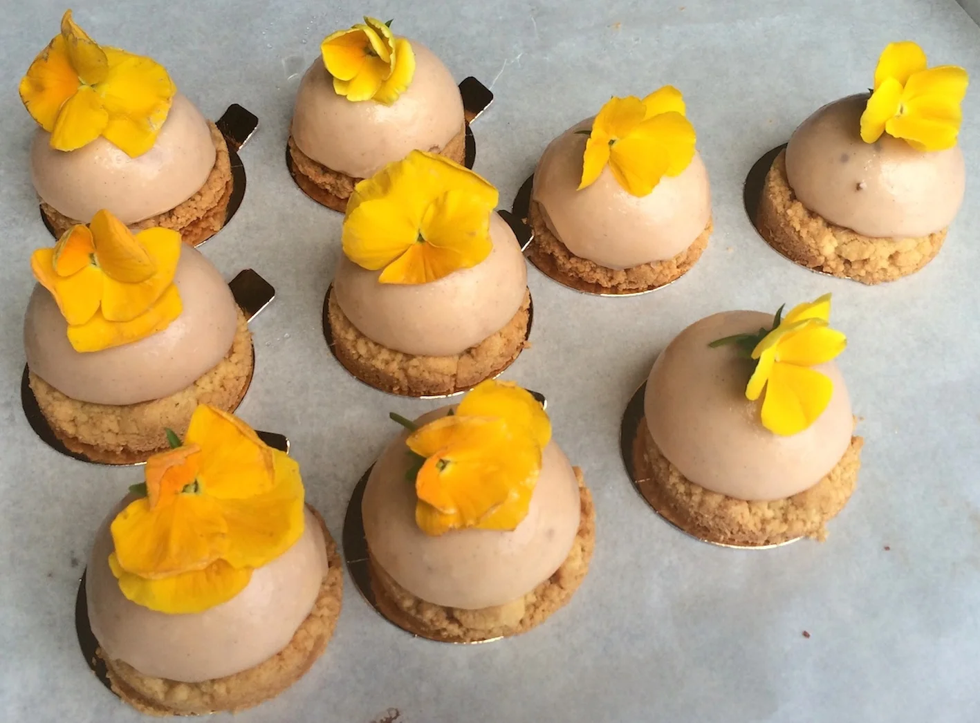 Floral cakes by Poppy and Sebastian