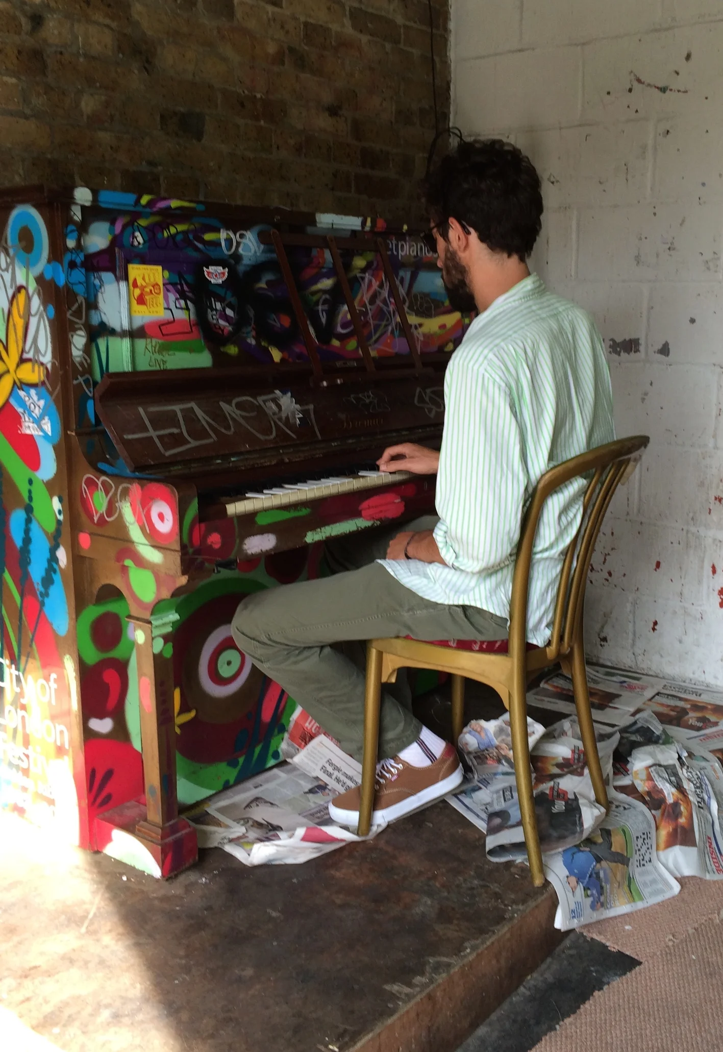 Free piano player