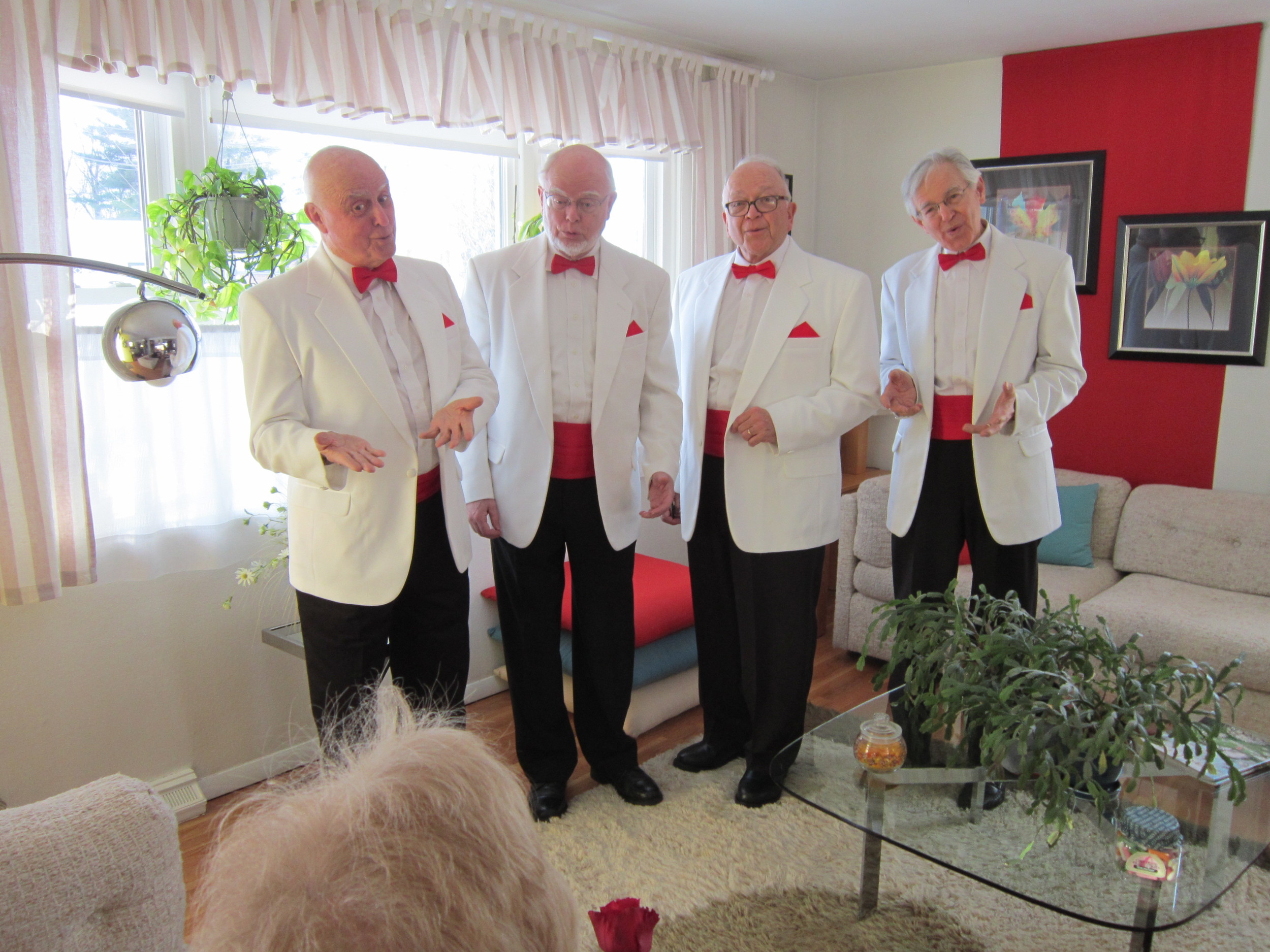 Quartet sings to Susan Coogan 1.JPG