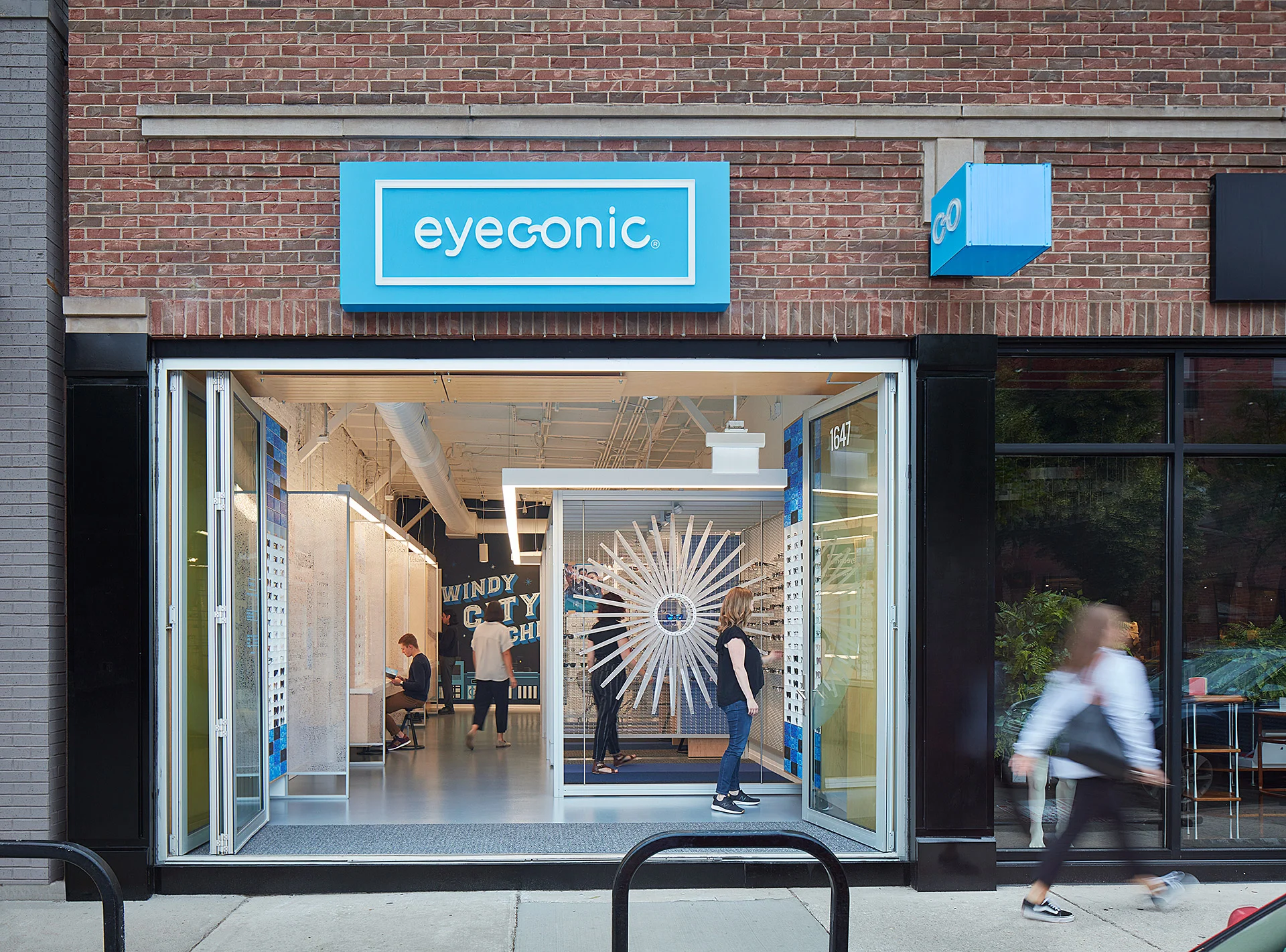 Eyeconic Chicago Bucktown Open Doors_USE.jpg