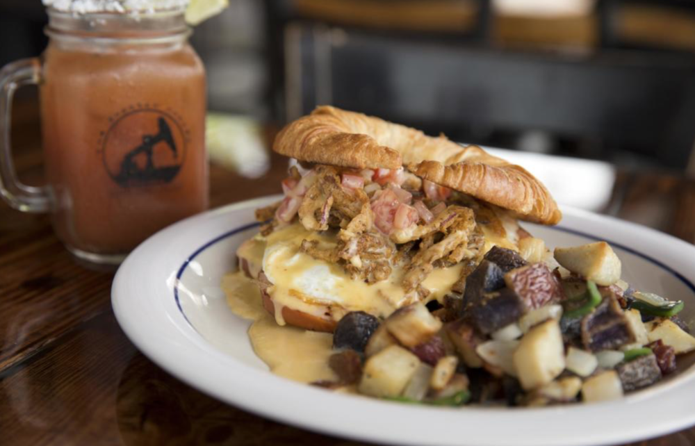 the nodding donkey brunch in uptown dallas.png