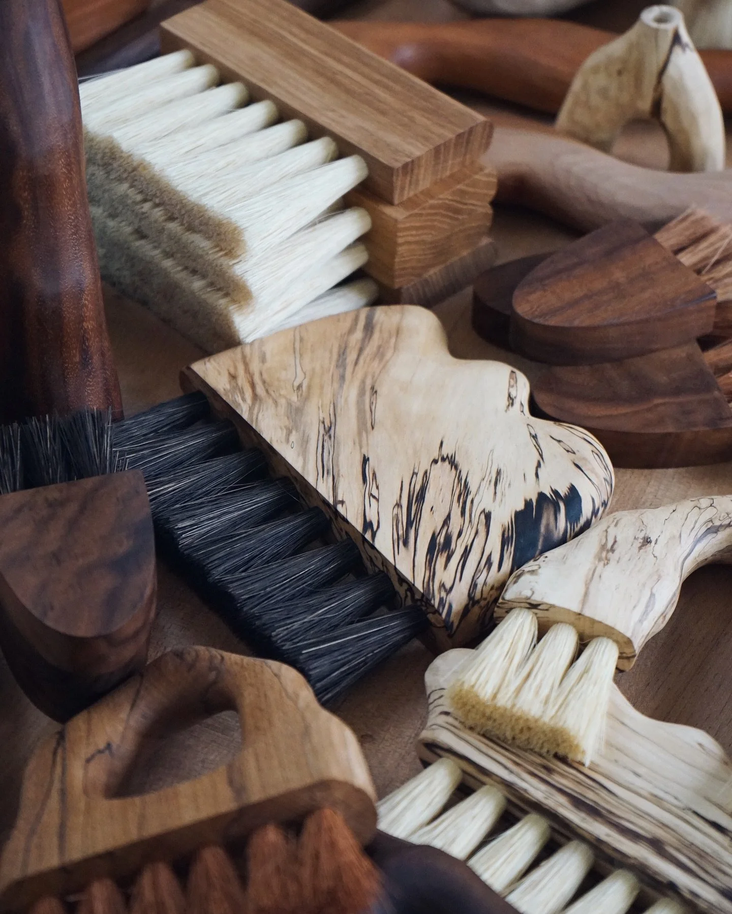 Brush + loop heavy collection this Sunday ~ 7pm. Hope to see you there x 

Will take a little longer to package up than usual but will get there eventually 🖤☀️