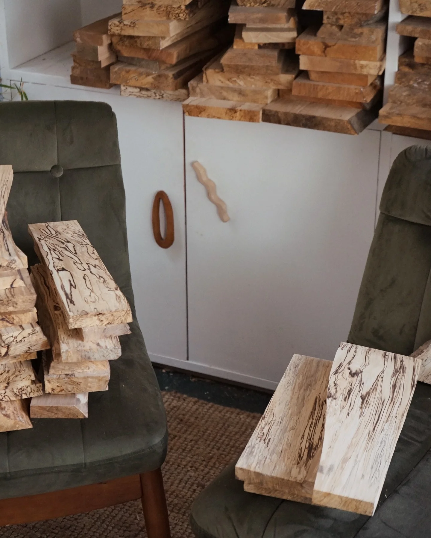 Getting my thoughts, and timber in order for some pieces for a new collection. 

 Spalted hornbeam ~ let&rsquo;s see how I get on 🌿