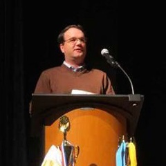 Sean O'Donoghue, Drew's father, speaks at the 2015 H.C. Fashion Show.