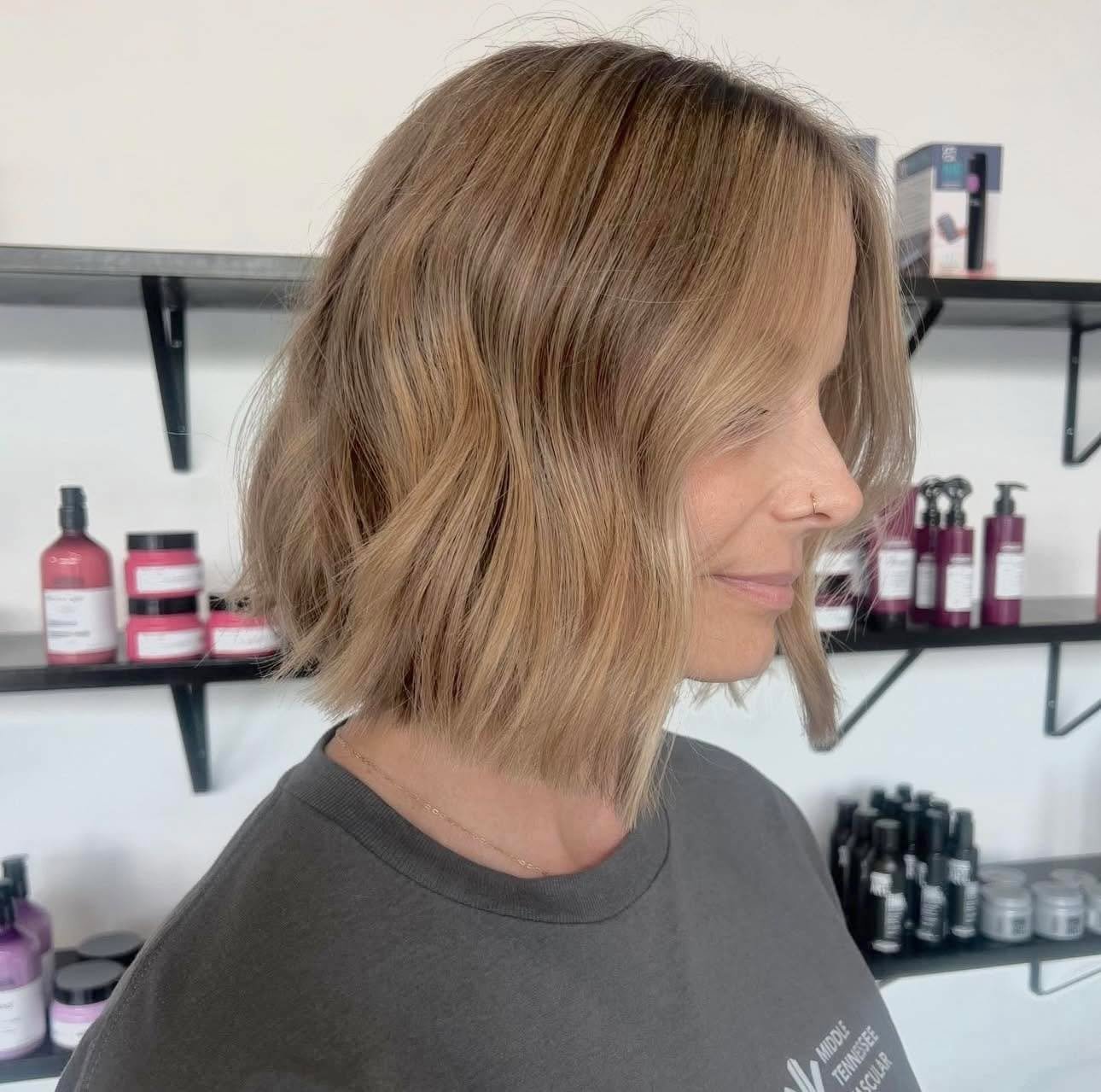 I think this beige blonde might be our favorite color of the summer! #bronde #beigeblonde  #beigeblondehair #beigeblondehighlights