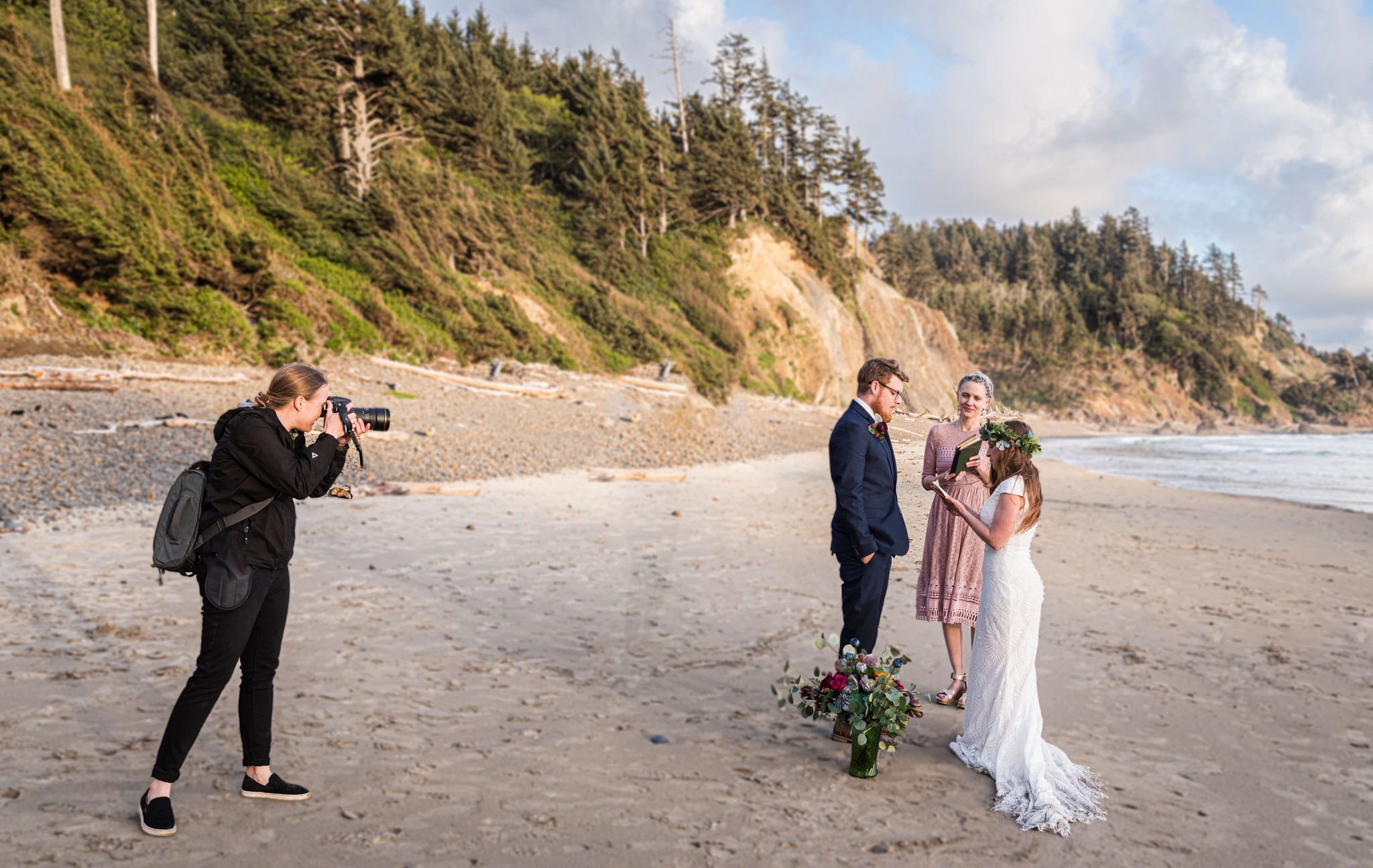 wedding-and-elopement-photographer-rachel-konsella-01-min.jpg