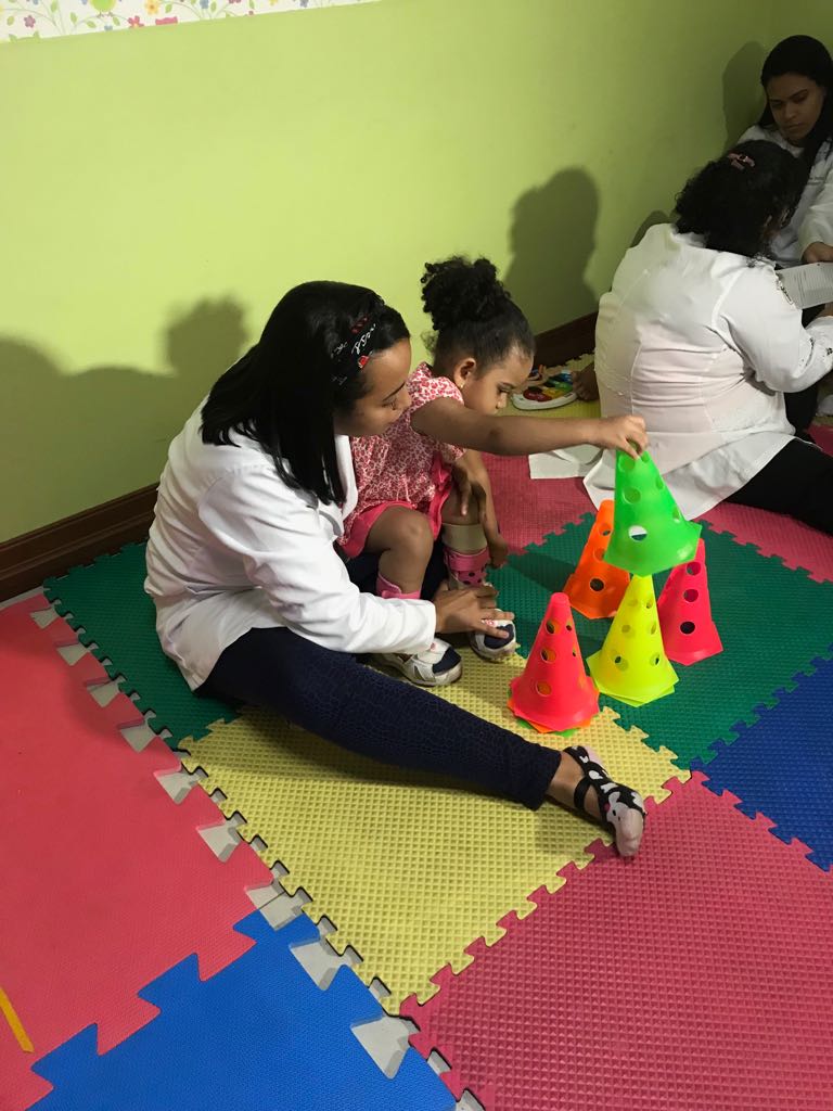 Com a renda do Jogo do Bem, a Amar montou uma sala de fisioterapia para as crianças (Foto: Divulgação)