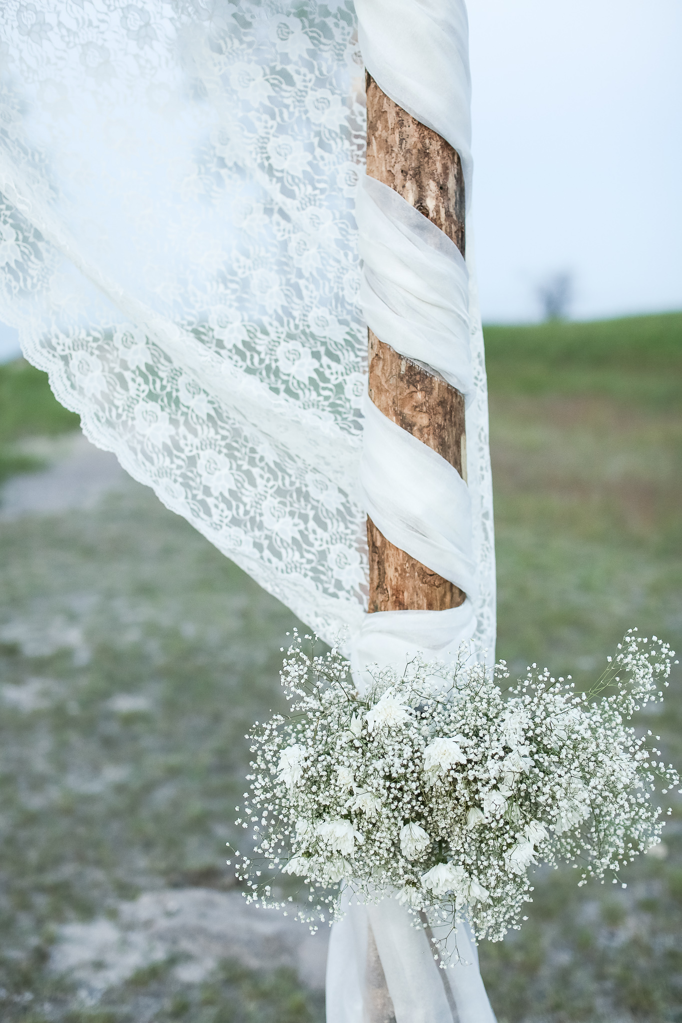 Point Beach State Park Wedding  | Rustic Lighthouse | Wisconsin Bride | Milwaukee WI Photographers  | www.karenann.photography | Green Bay | Door County | Madison | Destination | Two Buds Floral 