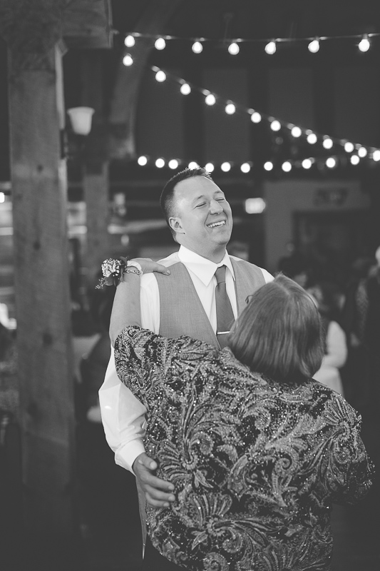 Barkhausen Preserve Wedding Photography | Vandervest Olde 41 Venue Photos |  Milwaukee WI Photographers  | www.karenann.photography | Green Bay | Door County | Madison | Destination | Karen Ann