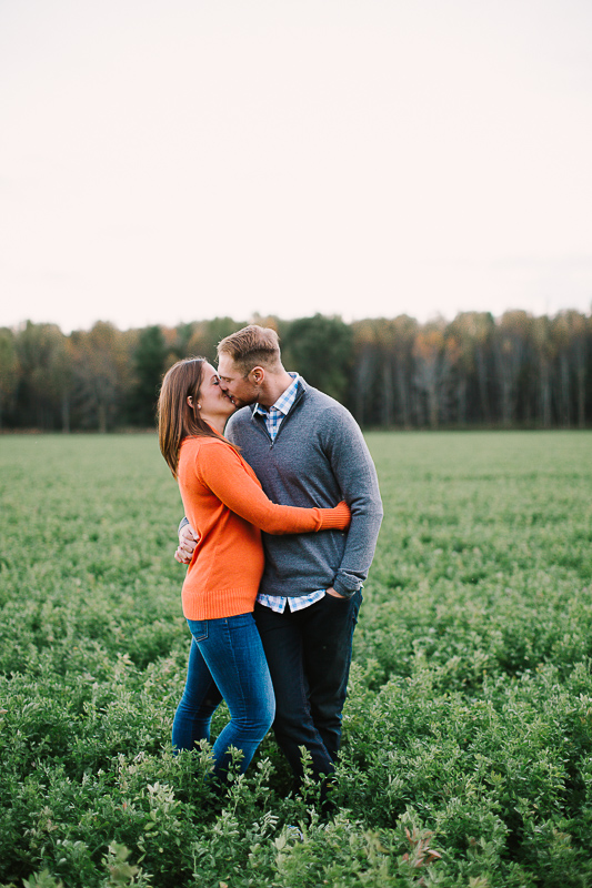 Lake Park Milwakee Engagement Photos | Milwaukee WI Photographers | Wedding Photographers in Madison WI | Door County | Green Bay | www.karenann.photography