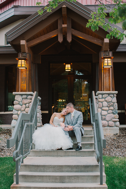 Sentry World Golf Course Wedding | Stevens Point WI | Milwaukee Wedding Photographers | Wedding Photographers in Madison WI | www.karenann.photography 