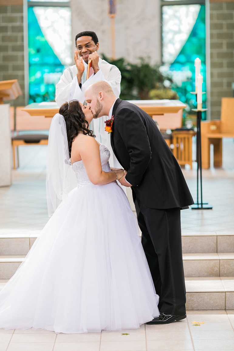 Brillion Wedding Photographer St. Peter the Fisherman Catholic Church, Cobblestone Creek