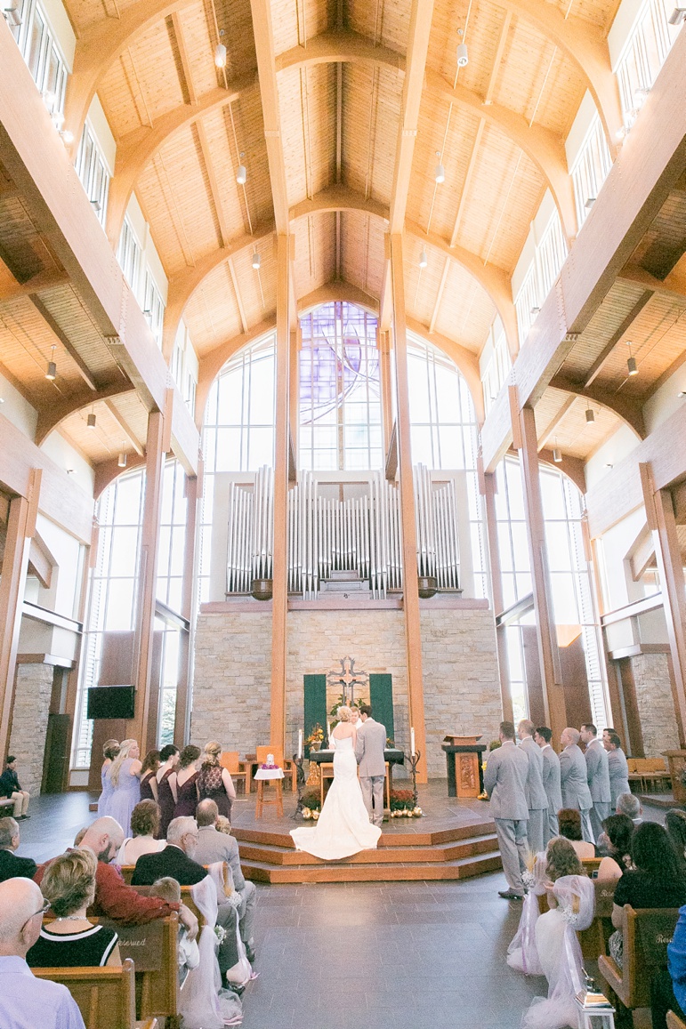 Fond Du Lac Wedding Photographer, Holy Family Catholic Church Fond du Lac WI, Whispering Springs Golf Course