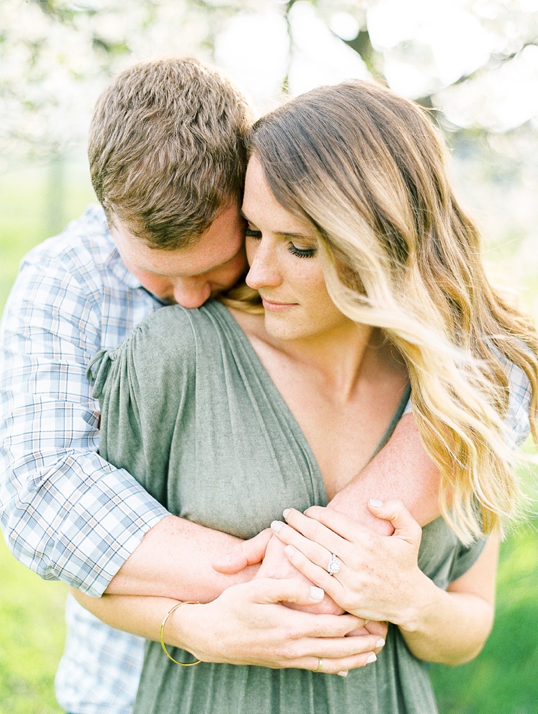 Sheboygan Wisconsin Apple Blossom and Whistling Straits Golf Course Engagement Session