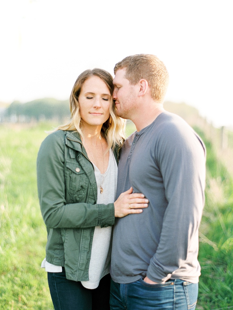 Sheboygan Wisconsin Apple Blossom and Whistling Straits Golf Course Engagement Session