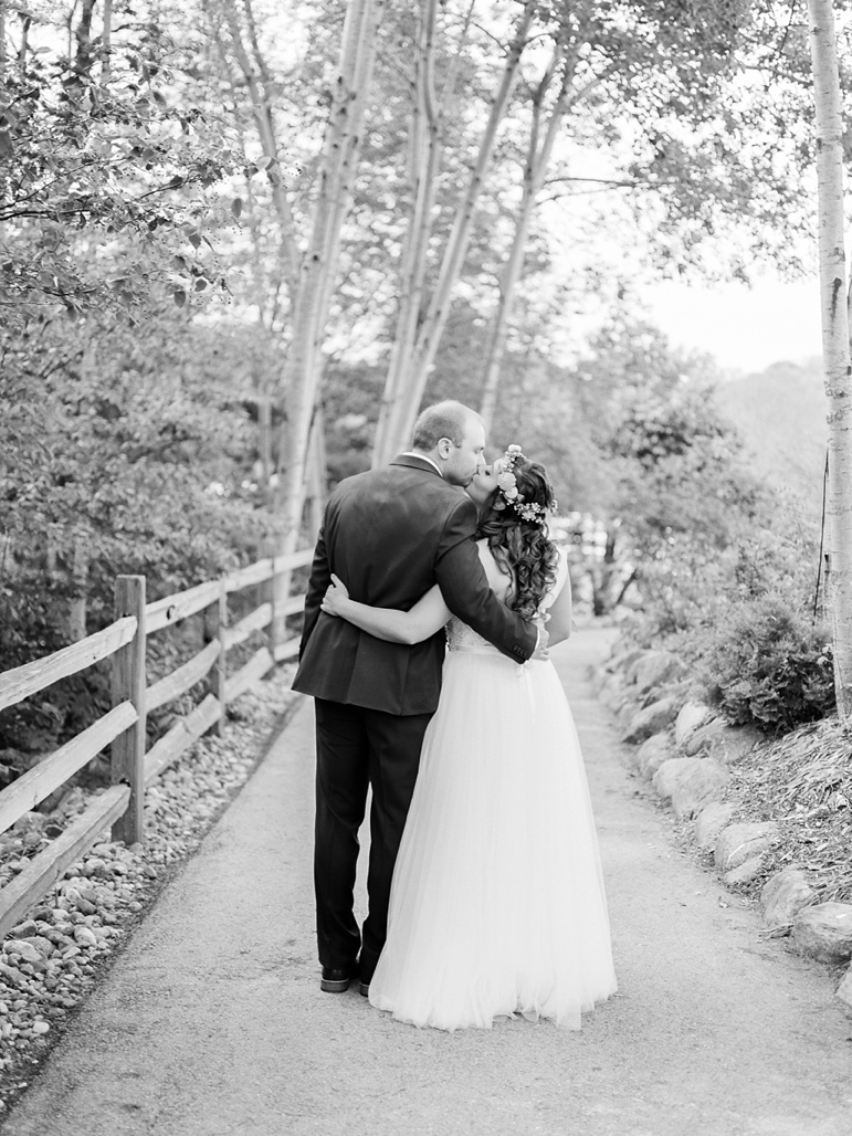 Green Bay Botanical Gardens and Thornberry Creek Wedding Photographer