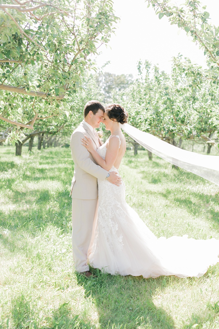 Door County Wedding Photographers, Stone Harbor Resort, Maas Floral & Greenhouses