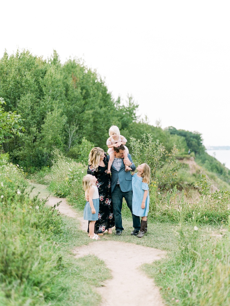 Lions Den Gorge, Milwaukee Family Photographers