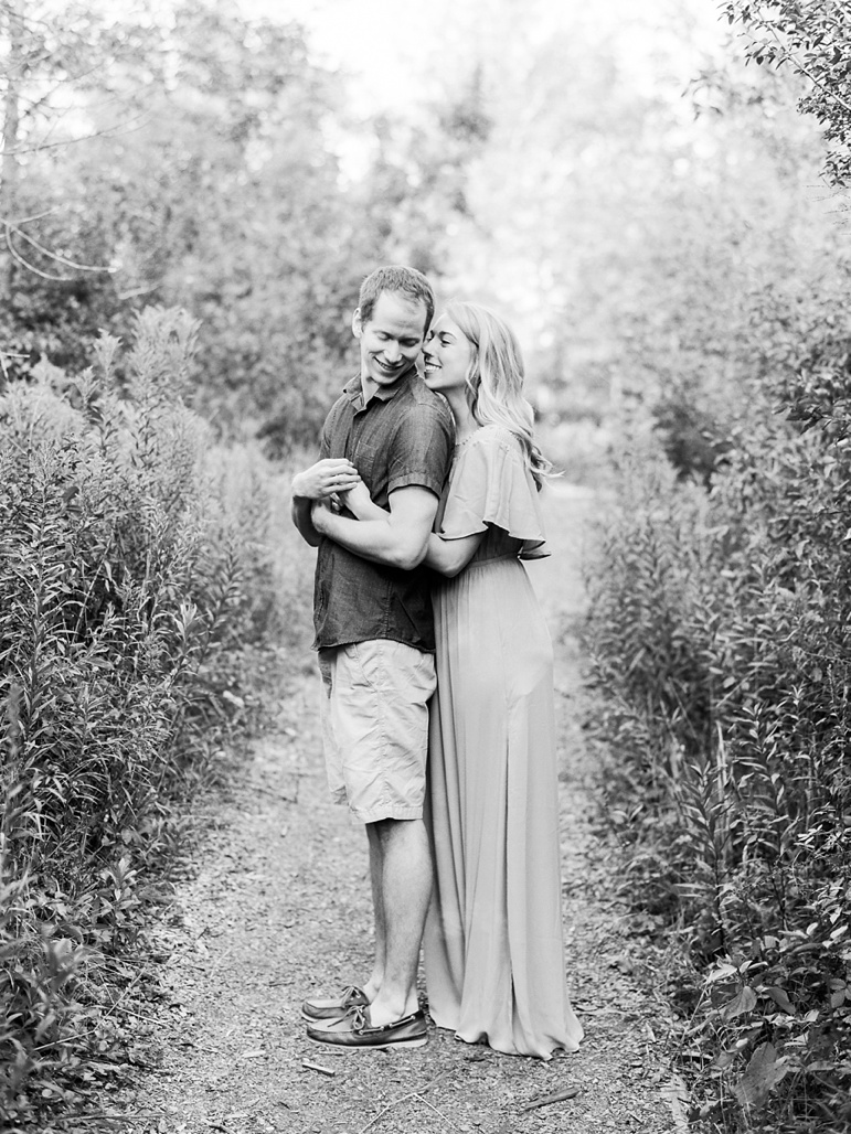 Milwaukee Engagement Photographers | Lion's Den Gorge