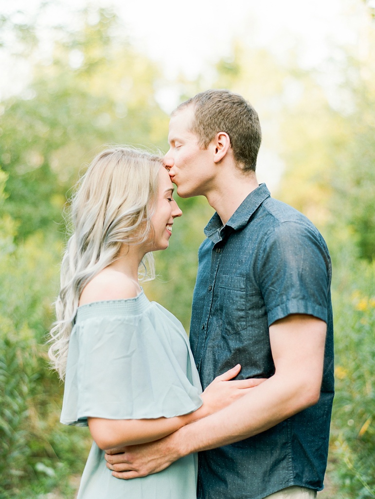 Milwaukee Engagement Photographers | Lion's Den Gorge