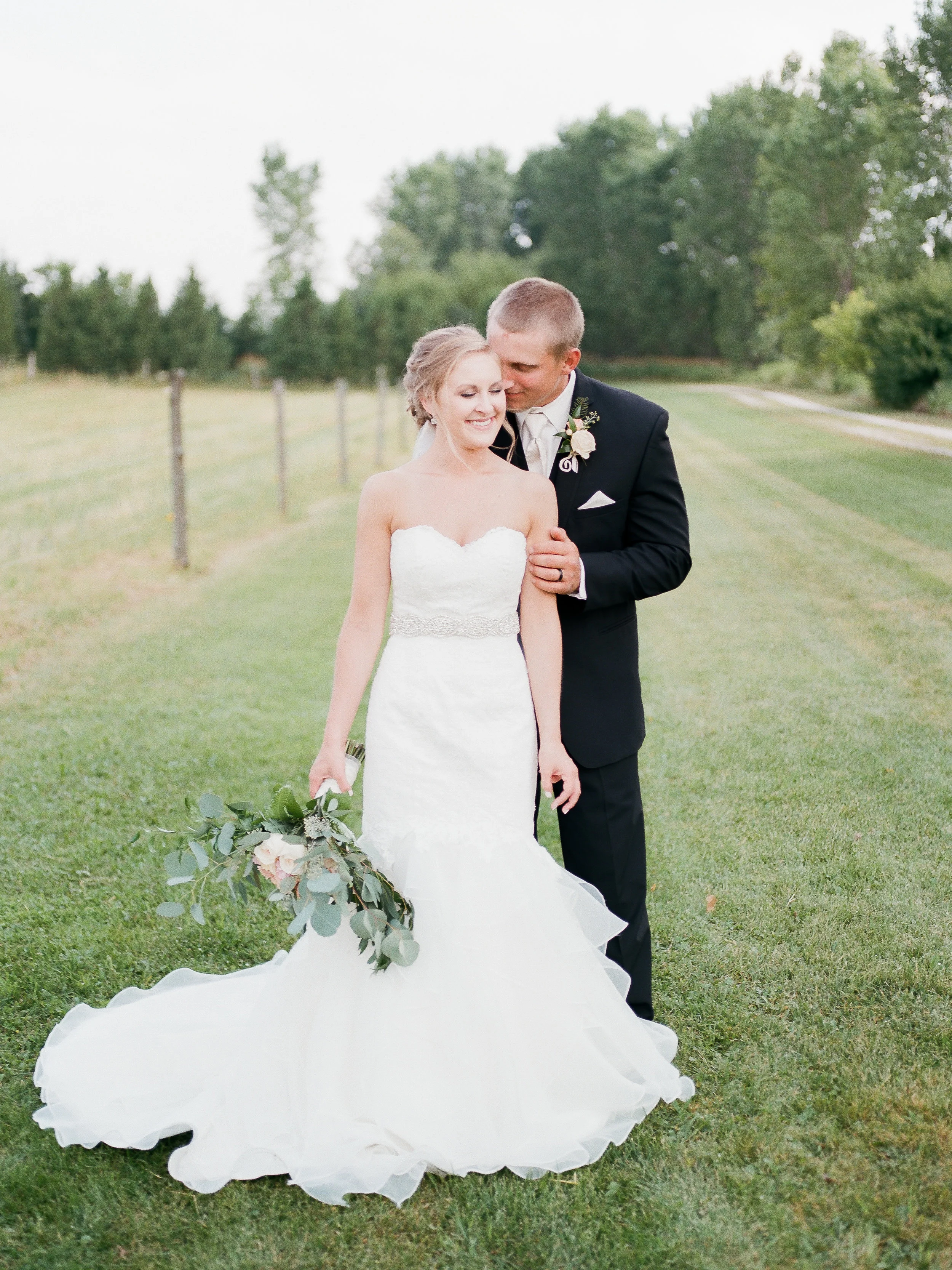 Manitowoc Wedding Photographers | St John's Lutheran Church and Twin Fountains Wedding 