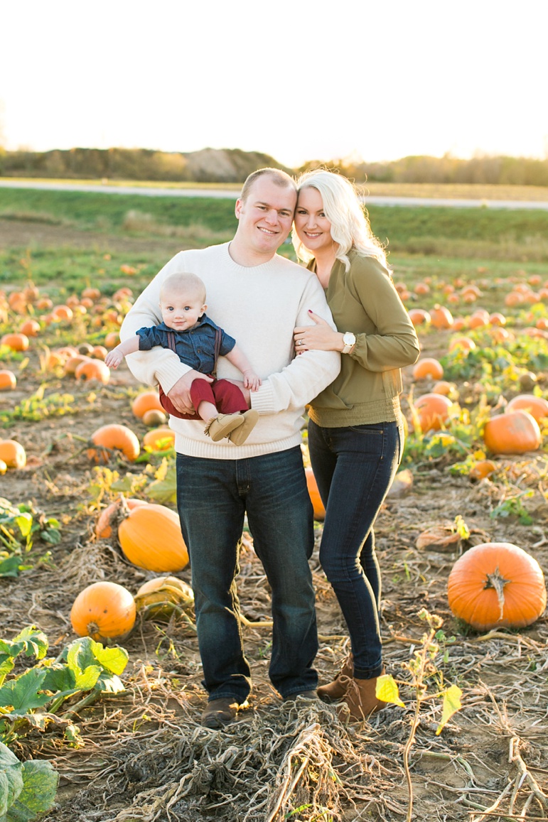 Wisconsin Pumpkin Patch Family Photos
