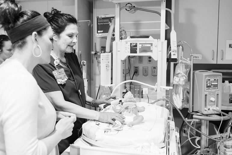 Green Bay WI Surrogate Birth of Twins