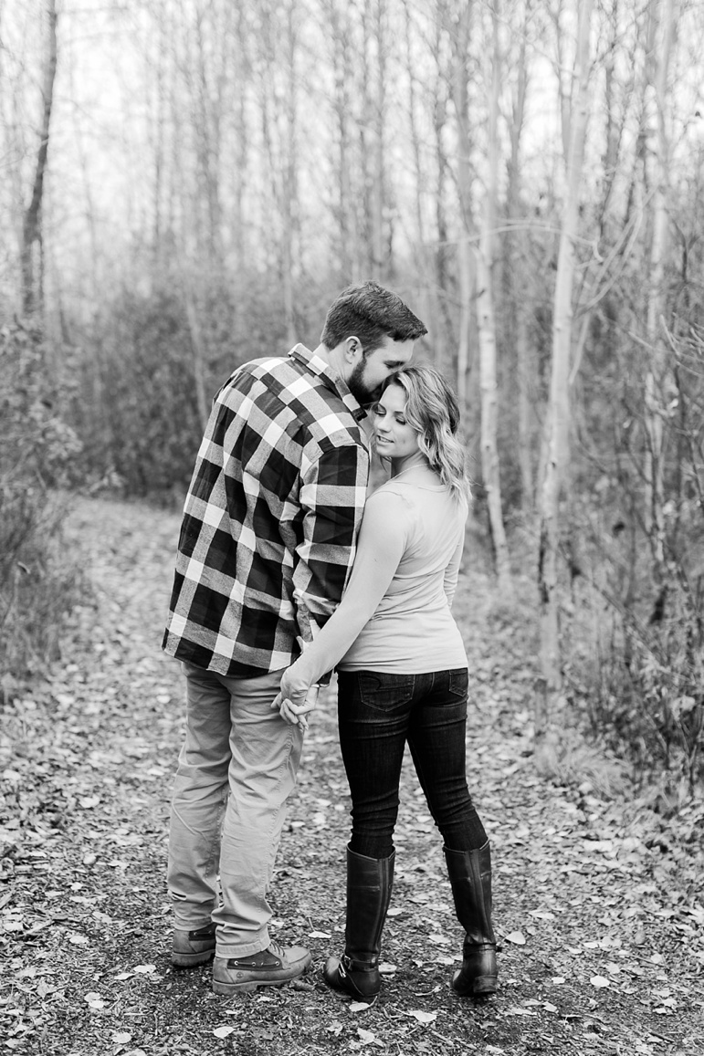 Fall Engagement Photos Milwaukee