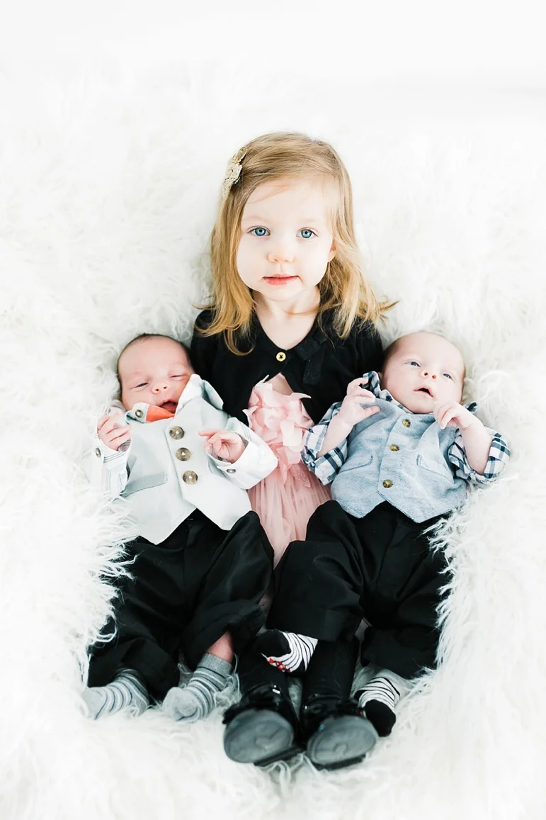 Twin Studio Newborn Photos Green Bay WI