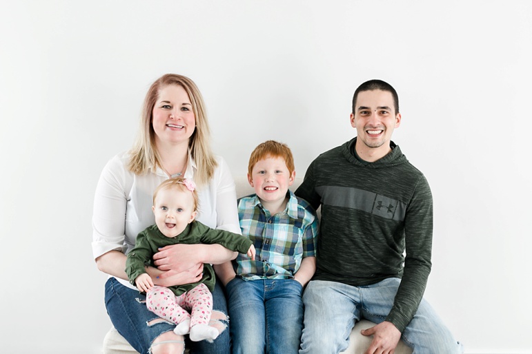 Extended Family Photos in Wisconsin