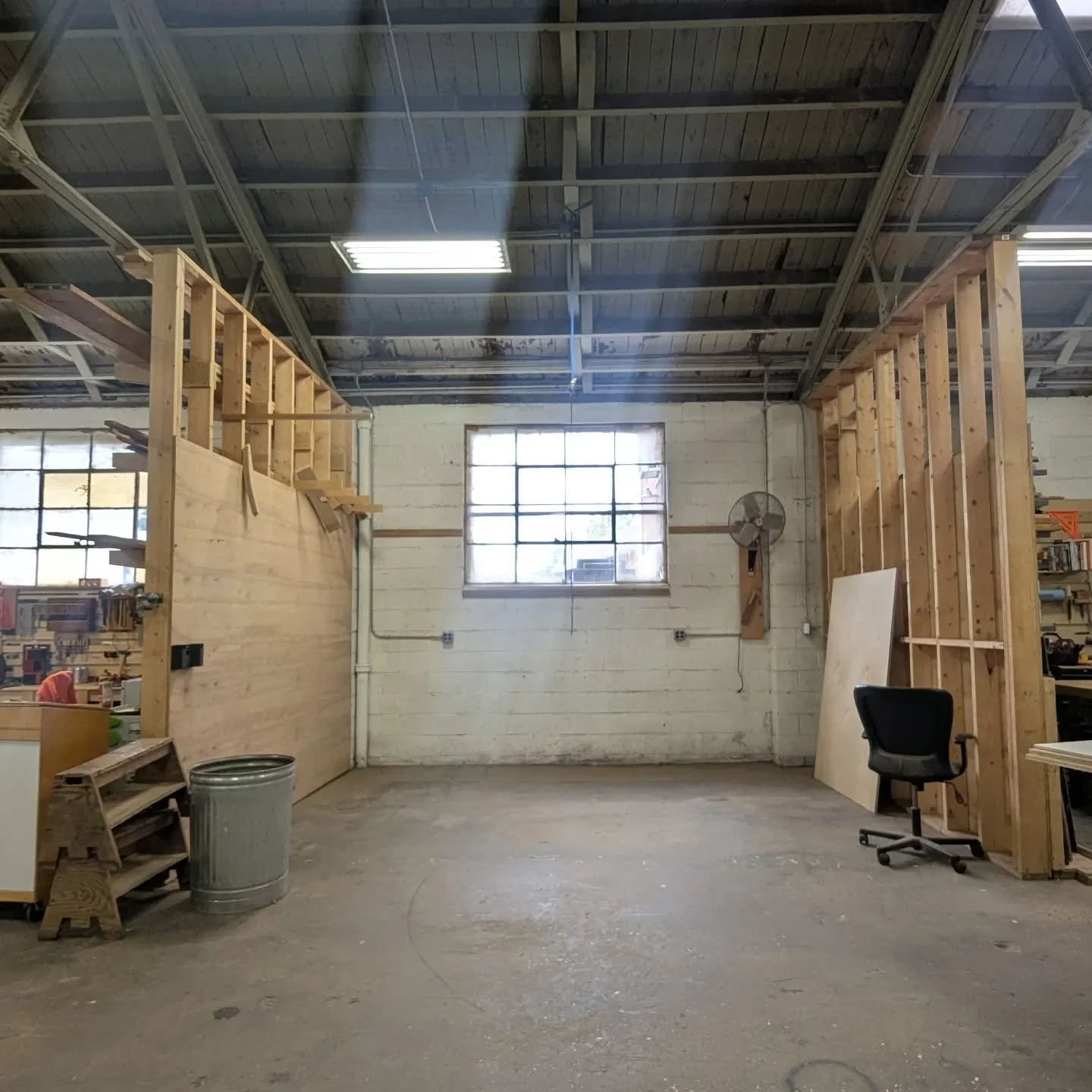 End of an era.

While I'm sad to see @davidmahler move out of the shop, I'm glad that his business continues to grow and he's able to bring his work life closer to his home life. I'm also glad that we've become friends over these last several years. 