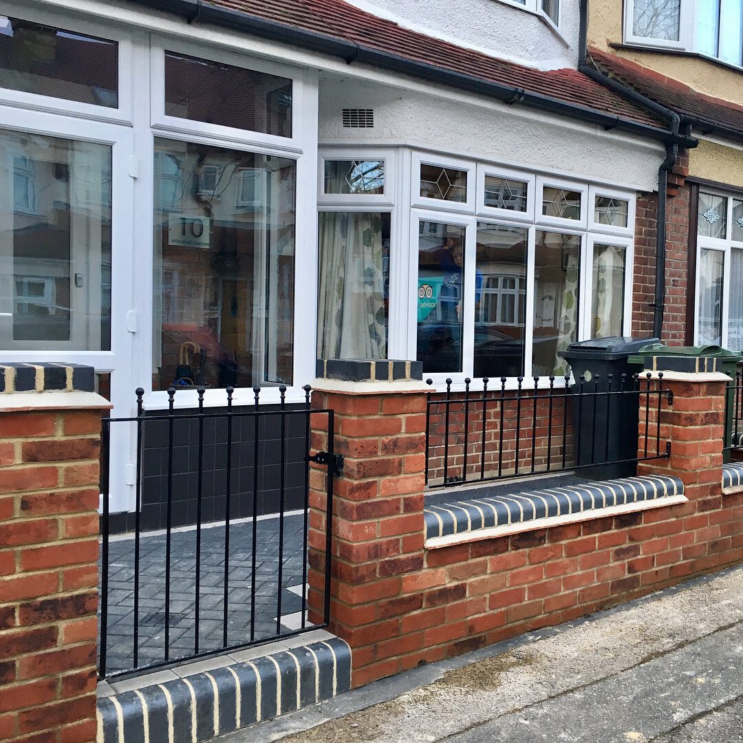 New wall, railings &amp; gate along with a herringbone paved front area &amp; bullnose bricks to create flowerbed. Chingford, E4⠀
⠀
#pavedoctor⠀
#chingford⠀
#wall⠀
#paving⠀
#e4⠀
#london