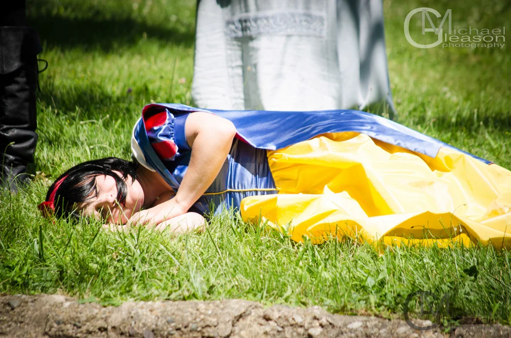 Snow White Mott (6)