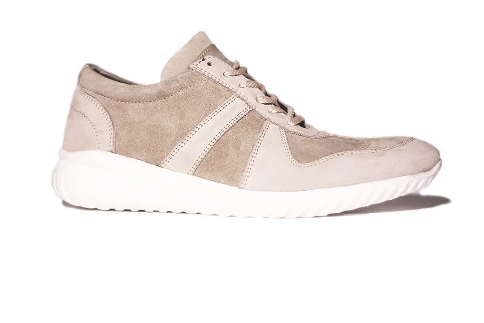 PMT ( PASSPORT MILITARY TRAINER ) *RUNNER: DESERT ROSE  ( MADE IN ETHIOPIA )