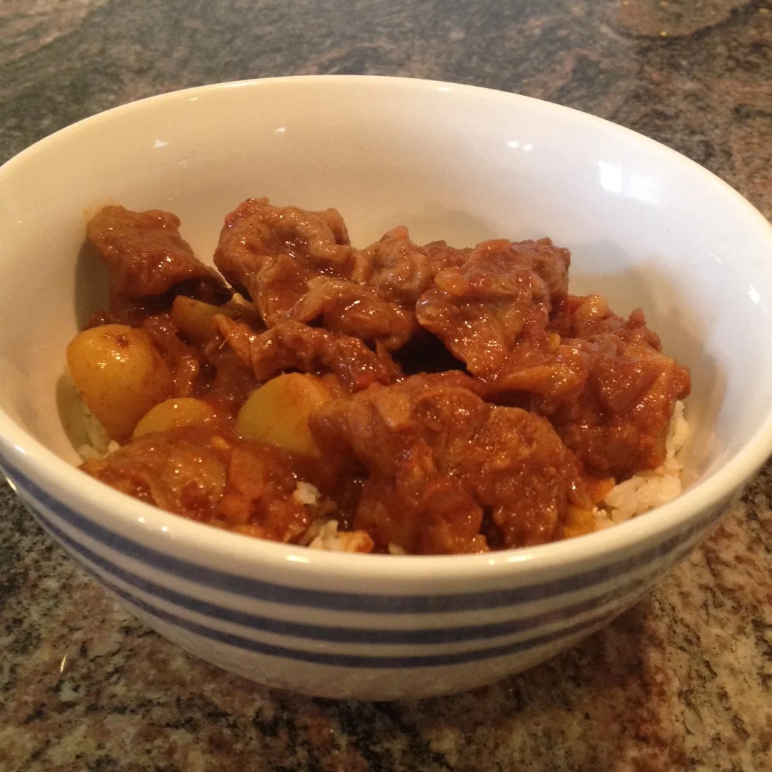 Curry Seitan - Video! | Meatless Monday Week 28