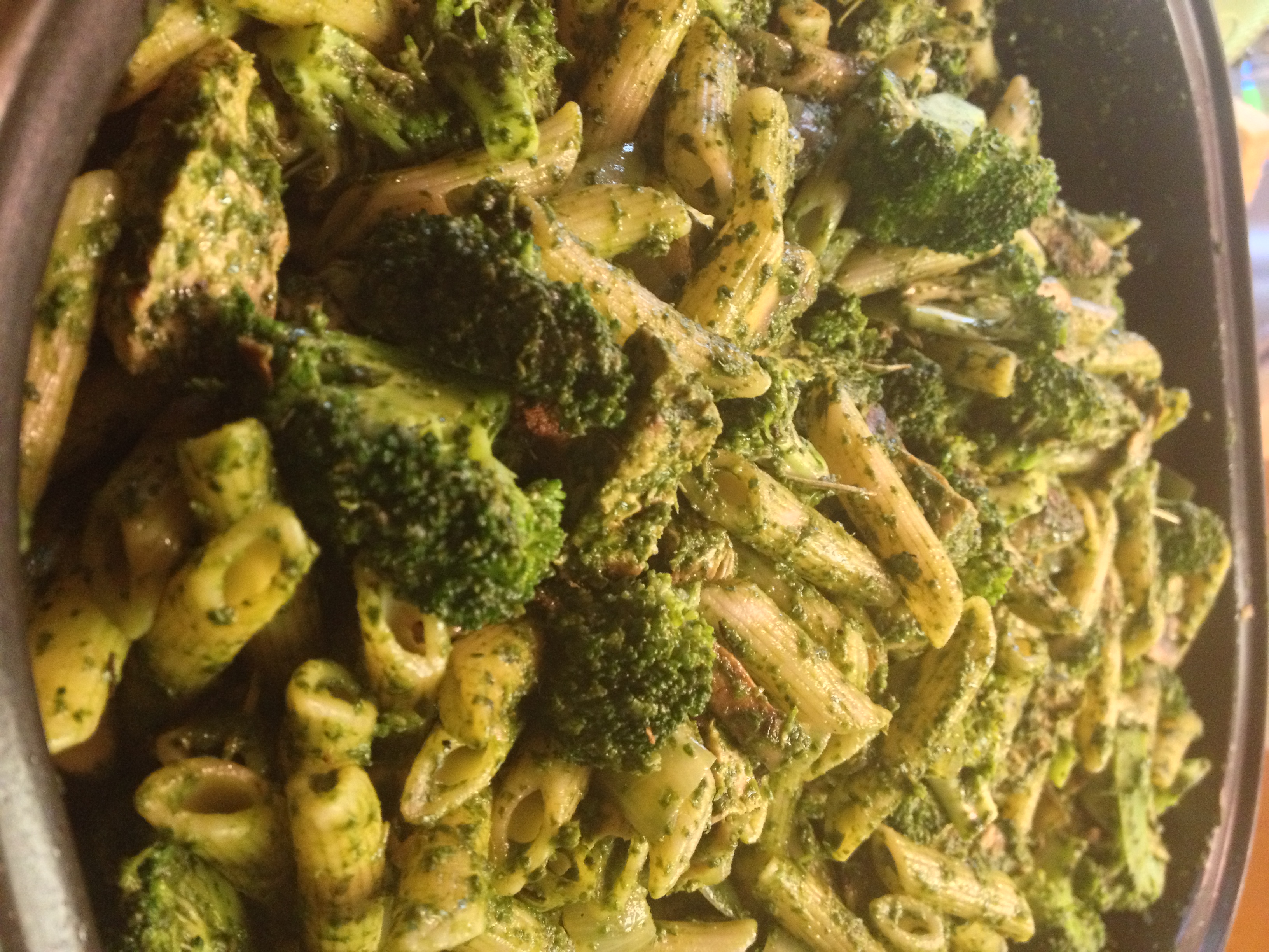 Penne Pasta with Pesto Sauce and Chick'n - RT.jpg