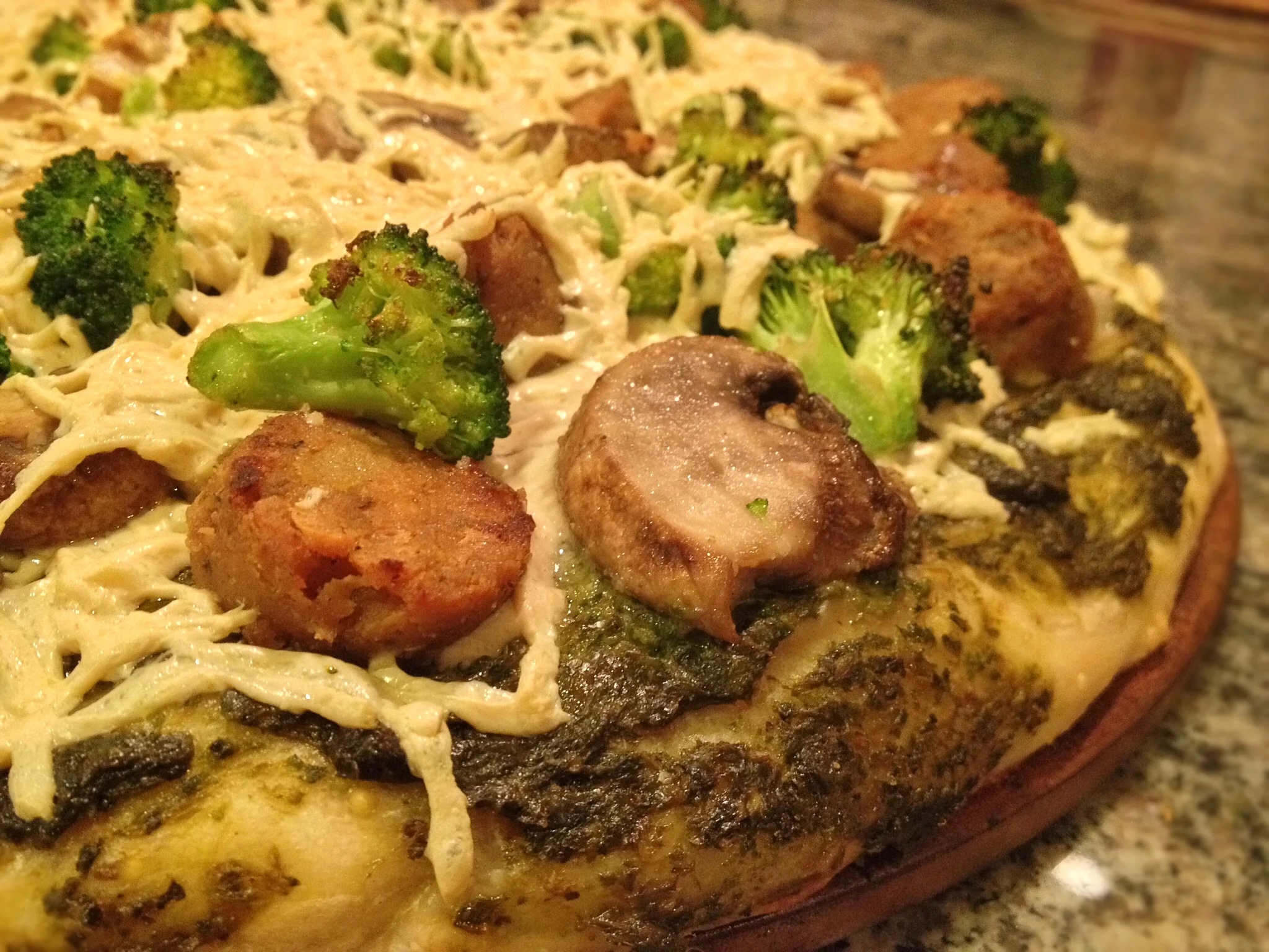Pizza - Pesto with Smoked Apple Sage Sausage - Video! | Meatless Monday Week 39