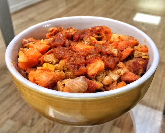 Curry Masala Chick'n over brown rice