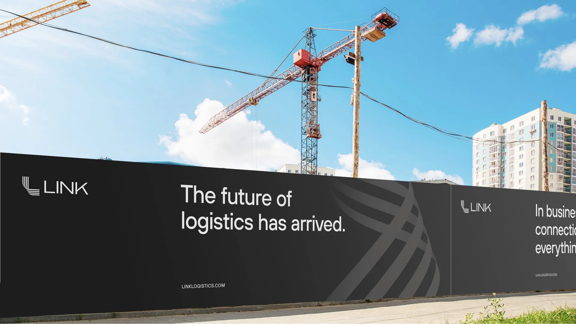 Elevating the supply chain of tomorrow Link Logistics is a leading owner of last-mile logistics real estate with a footprint of more than 3,500 properties in gateway cities, key distribution hubs and high-population growth areas. An unifie