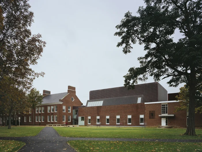 Exterior 1.jpg