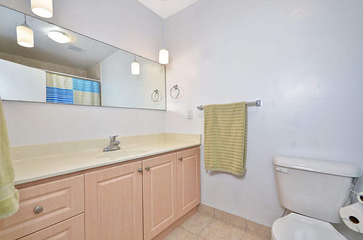 029bathroom2.jpg