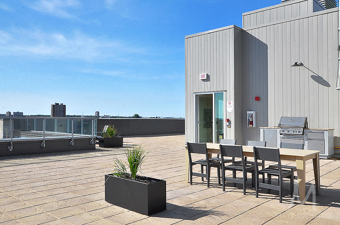 038rooftop3.jpg