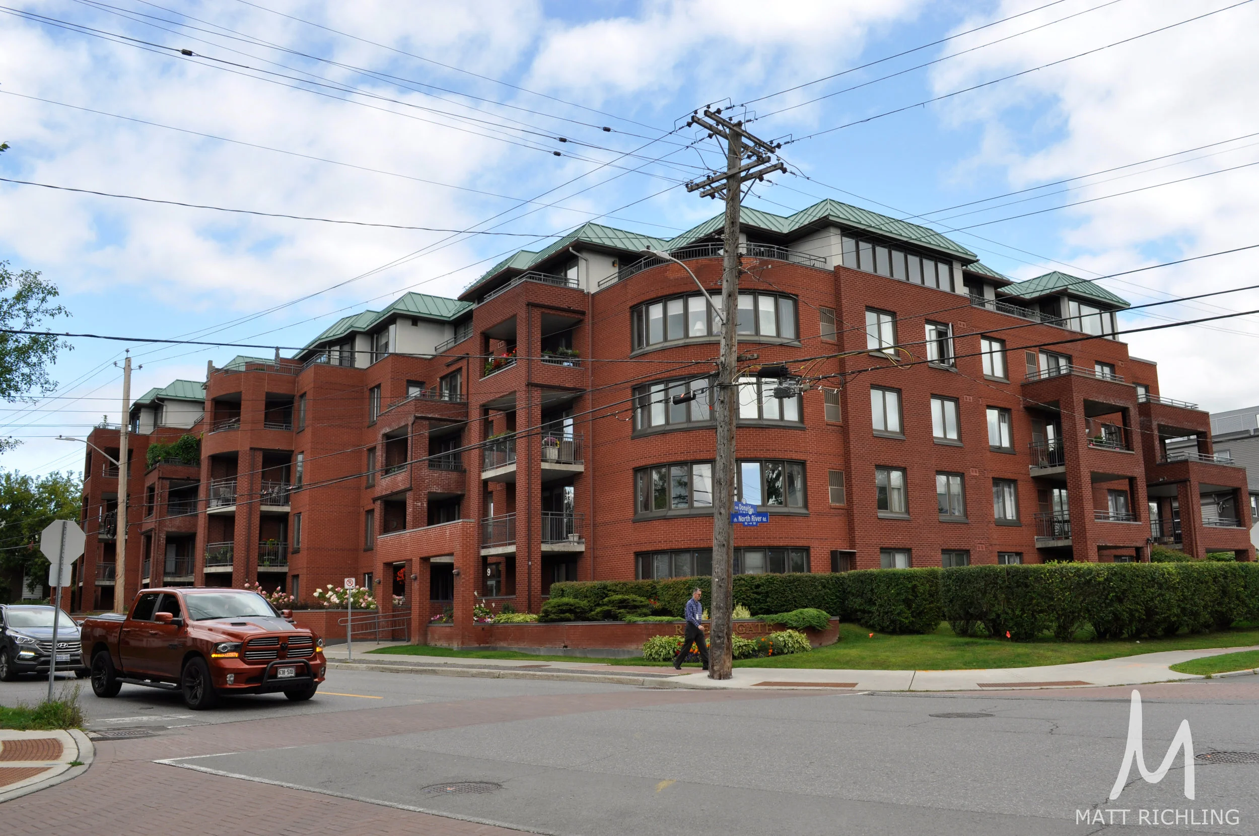 Rideau Gate 939 959 and 969 North River Road Ottawa Overbrook Condos For Sale Ottawa — Matt