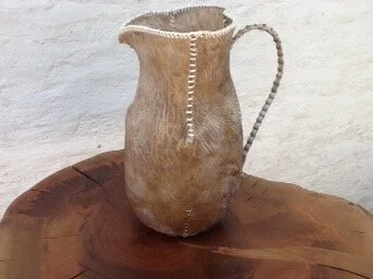JARRO CUERO.JPG