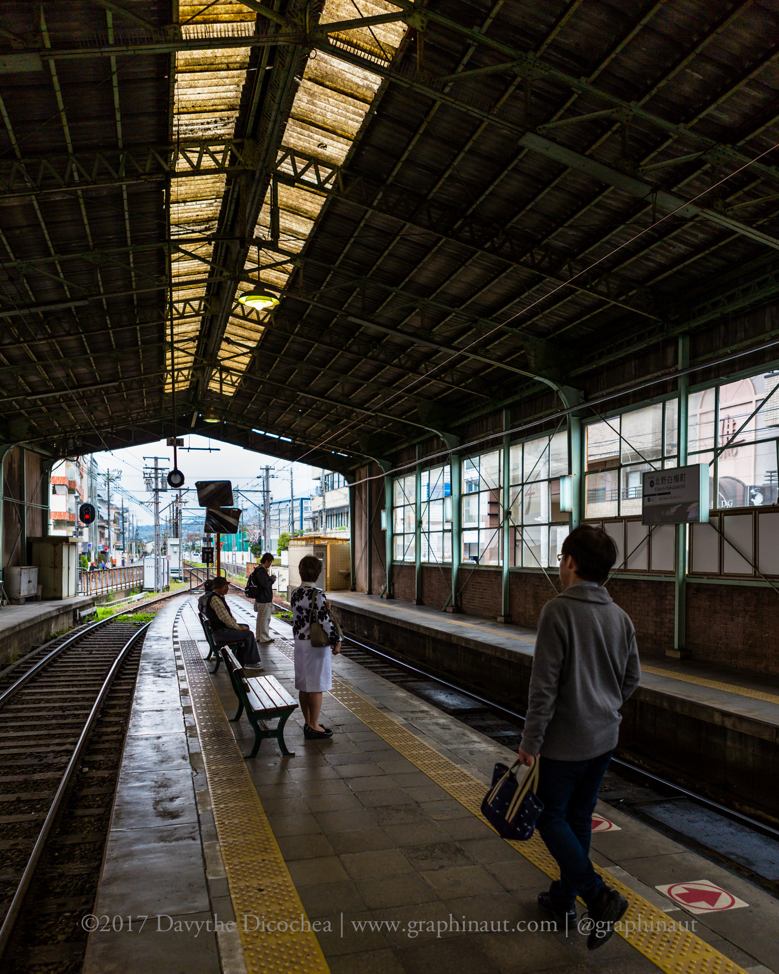 Kitanohakubaicho Terminal, Kyoto