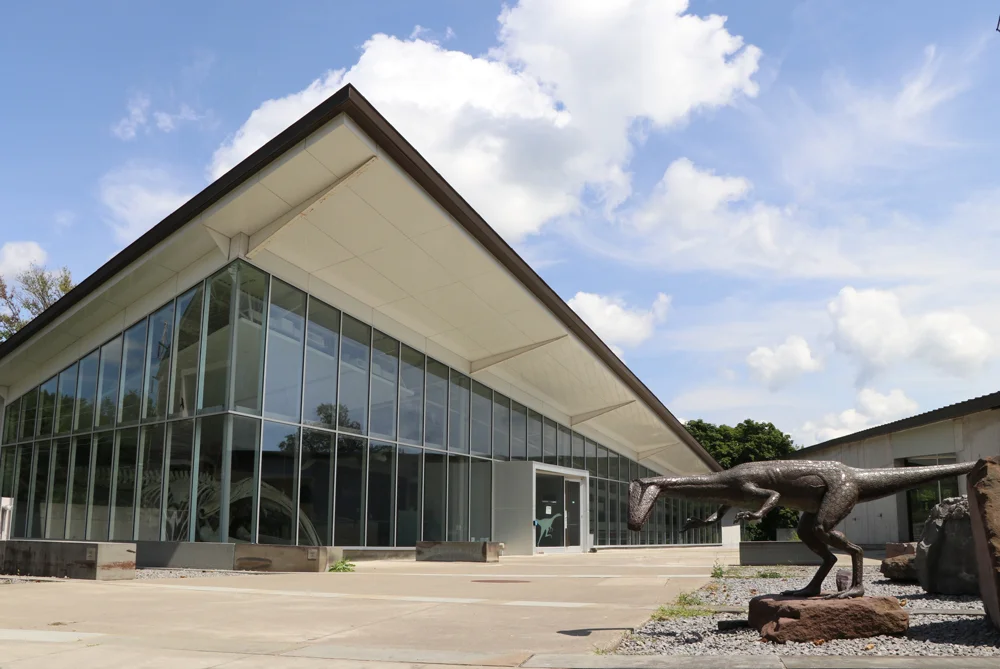 MuseumOfTheEarth-Exterior1000.jpg